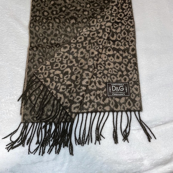 Dolce & Gabbana Accessories - Dolce&Gabbana Leopard Scarf